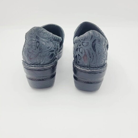 BOC Born Concept Black Leather Slip On Embossed Clogs Women's BC4630 Size 8 / 39 - Picture 2 of 12